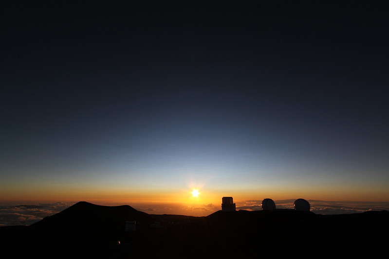 マウナケア山頂の夕日